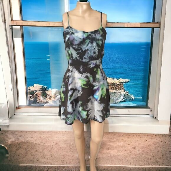American Eagle Sundress XS Mini Romper Fit Flare Tie Dye Cut Out Back Detail. - Picture 13 of 15